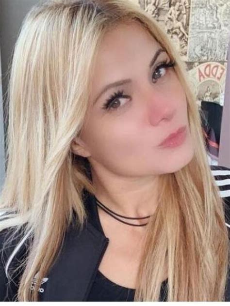 bakeca donna cerca uomo genova|Escort Genova, Annunci Donna Cerca uomo 